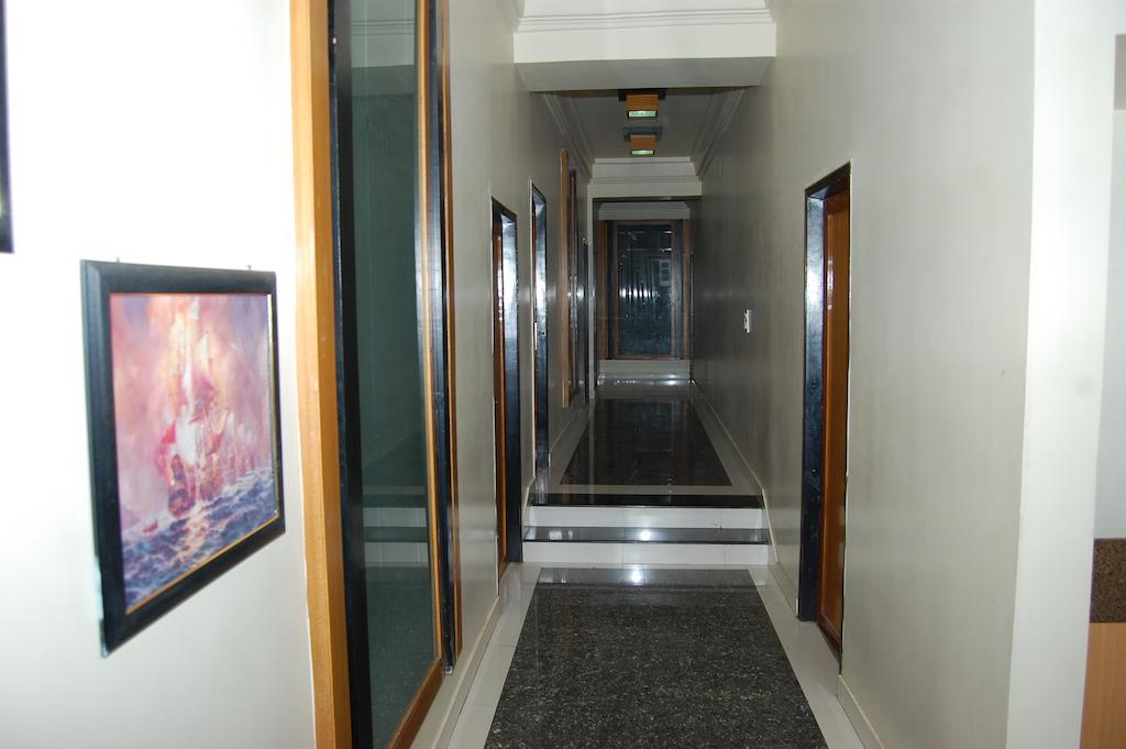 Metro Palace Hotel Bikaner Buitenkant foto