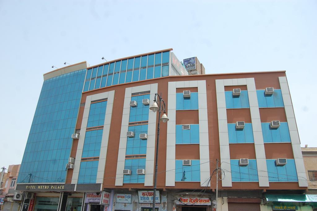 Metro Palace Hotel Bikaner Buitenkant foto