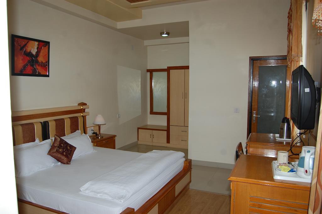 Metro Palace Hotel Bikaner Kamer foto